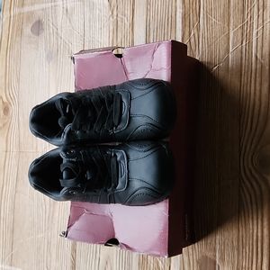 NIB Arizona Jean Co Black Sneakers sz 13